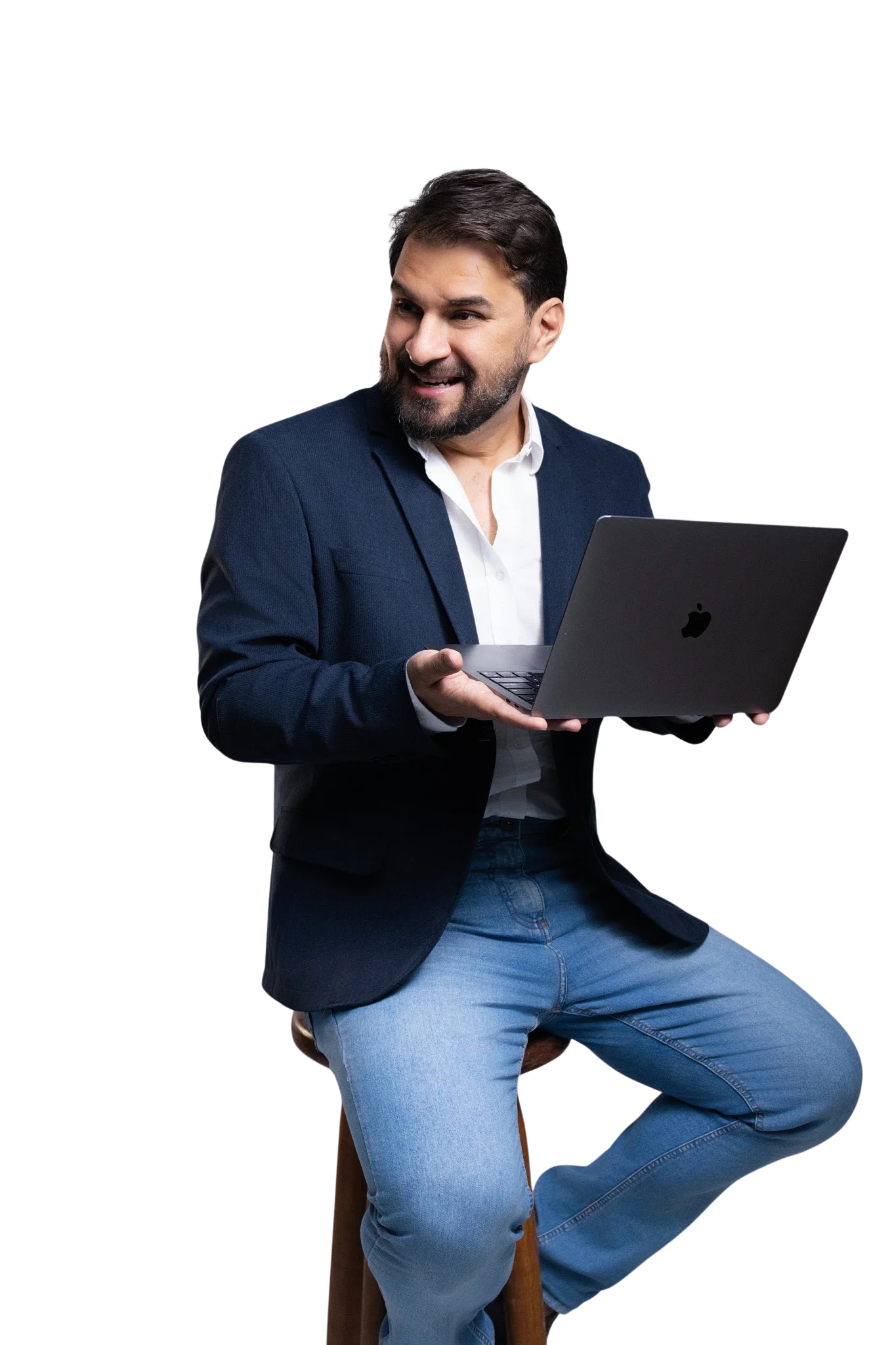 George Carrillio com notebook